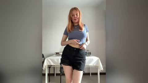 Elly online show from 07-22-26, 10:29