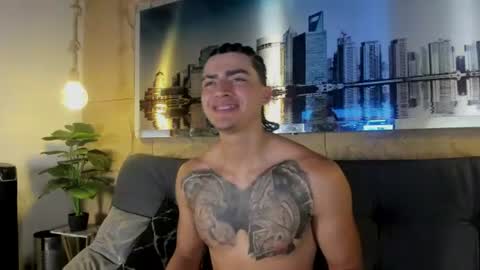 Snapshot of elliot_colton chatting on 07-19-26, 08:12 Elloit Colton online show from 07-19-26, 08:12