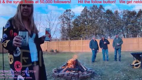 Snapshot of ells_palace chatting on 12-28-24, 07:43 Ella Bella Bo Bella online show from 12-28-24, 07:43