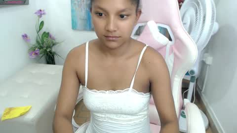 Elly online show from 02-23-25, 08:22