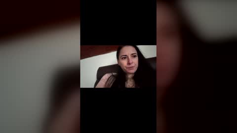 ellyadavis online show from 11-28-25, 07:33