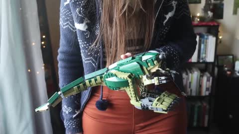 Elly Naomi online show from 12-14-24, 04:20