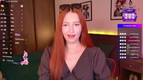 Snapshot of ellypeach chatting on 07-03-26, 11:27 EllyPeach online show from 07-03-26, 11:27