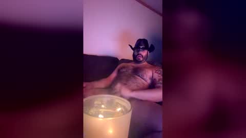 Snapshot of elmatahombre33 chatting on 04-14-26, 02:17 elmatahombre33 online show from 04-14-26, 02:17