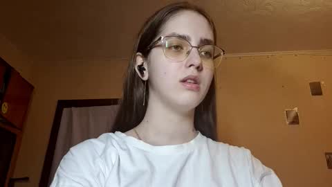 Kate online show from 03-19-26, 02:43