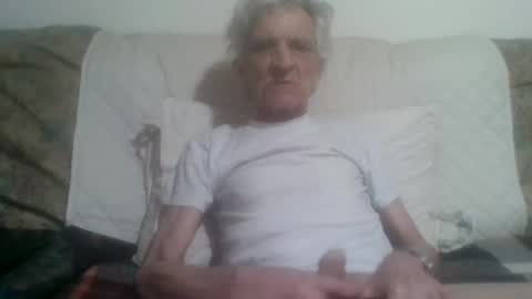 Snapshot of elmo191271 chatting on 07-15-26, 04:07 elmo191271 online show from 07-15-26, 04:07