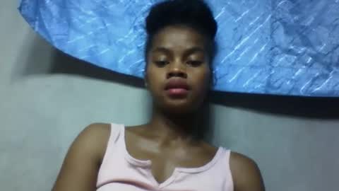 elodie228680 online show from 05-18-26, 03:57