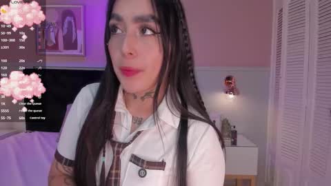 Elodie  online show from 03-14-26, 12:21