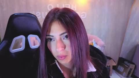 Elody  online show from 01-07-26, 03:20