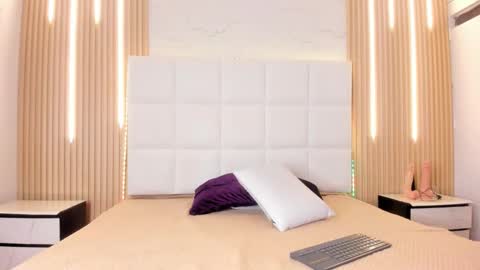 Snapshot of elody_rousse chatting on 02-04-26, 12:22 elody_rousse online show from 02-04-26, 12:22