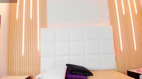 Snapshot of elody_rousse chatting on 02-11-26, 11:59 elody_rousse online show from 02-11-26, 11:59