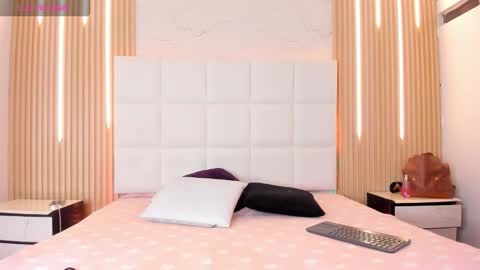 Snapshot of elody_rousse chatting on 02-27-26, 11:54 elody_rousse online show from 02-27-26, 11:54