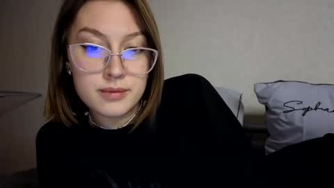 elsaangel online show from 01-11-25, 11:56
