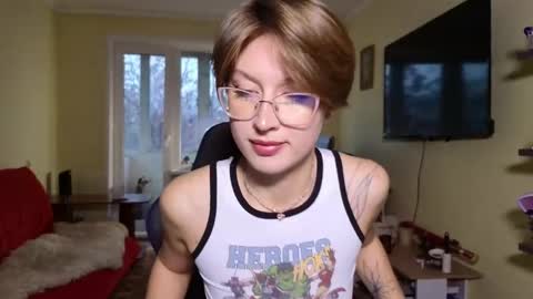 Snapshot of elsaangel chatting on 10-24-25, 01:57 elsaangel online show from 10-24-25, 01:57