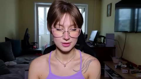 Snapshot of elsaangel chatting on 02-17-26, 07:49 elsaangel online show from 02-17-26, 07:49