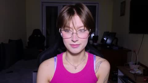 Snapshot of elsaangel chatting on 02-22-26, 12:47 elsaangel online show from 02-22-26, 12:47