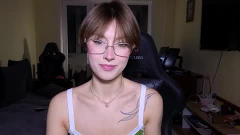 Snapshot of elsaangel chatting on 02-23-26, 12:13 elsaangel online show from 02-23-26, 12:13