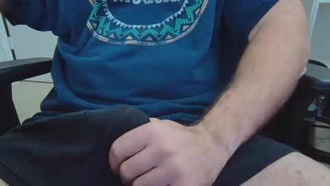 Snapshot of eltanke2206 chatting on 01-08-25, 05:37 alexgarg online show from 01-08-25, 05:37