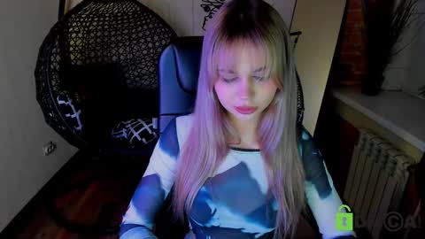 Snapshot of elvi7z chatting on 02-09-26, 03:27 elvi7z online show from 02-09-26, 03:27