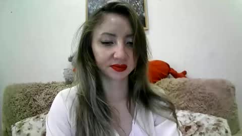 Snapshot of elvinasweet chatting on 10-06-25, 05:49 ElvinaSweet online show from 10-06-25, 05:49