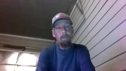 Snapshot of elwooood7 chatting on 05-03-26, 12:33 elwooood7 online show from 05-03-26, 12:33