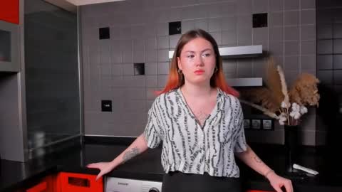 Belle online show from 02-09-25, 07:16