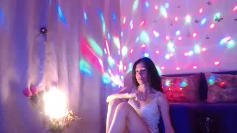 Snapshot of elysasun chatting on 04-18-26, 06:45 Elisa online show from 04-18-26, 06:45