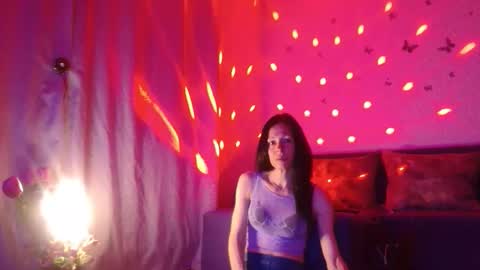 Snapshot of elysasun chatting on 04-26-26, 05:43 Elisa online show from 04-26-26, 05:43