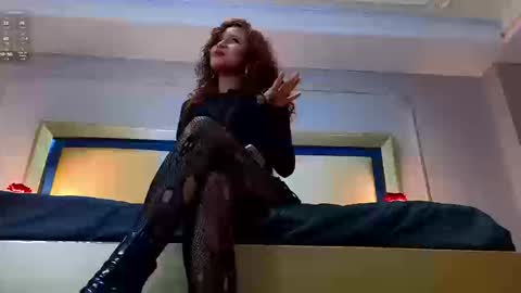 elywren online show from 03-25-26, 03:51