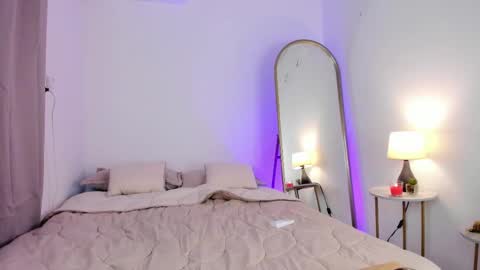 Michelle online show from 10-16-25, 07:48