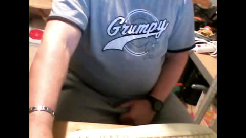 Snapshot of em_77_4 chatting on 07-05-26, 12:06 Em online show from 07-05-26, 12:06
