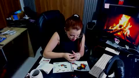 Snapshot of ema_04 chatting on 05-08-26, 03:34 Estefany Martinez Acua INSTAGRAM ema 04oficial online show from 05-08-26, 03:34