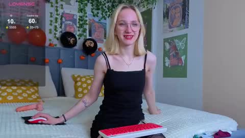 Emma online show from 11-04-25, 12:37