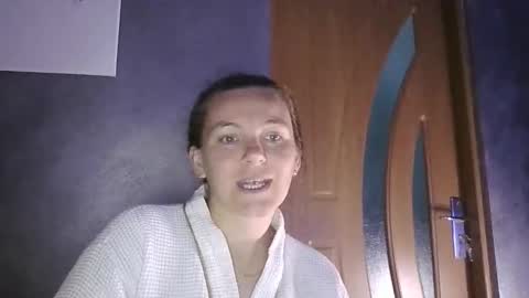 Snapshot of emanuel_berta chatting on 06-10-26, 08:41 emanuel_berta online show from 06-10-26, 08:41