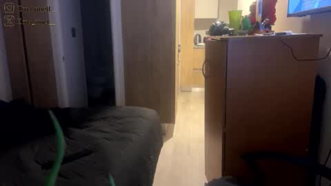 Snapshot of emanuell___ chatting on 06-02-26, 01:40 emanuell___ online show from 06-02-26, 01:40