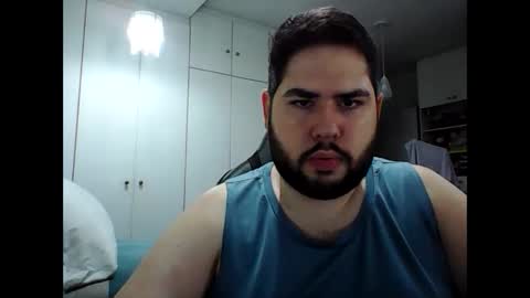 embarrassed_str8_3incher online show from 04-28-26, 08:14