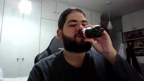 embarrassed_str8_3incher online show from 07-11-26, 11:50