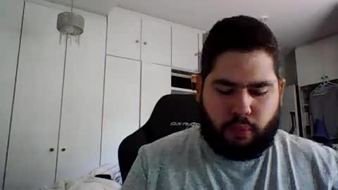 embarrassed_str8_3incher online show from 07-17-26, 03:29