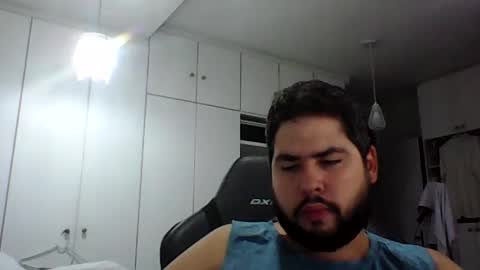 embarrassed_str8_3incher online show from 08-03-26, 04:00