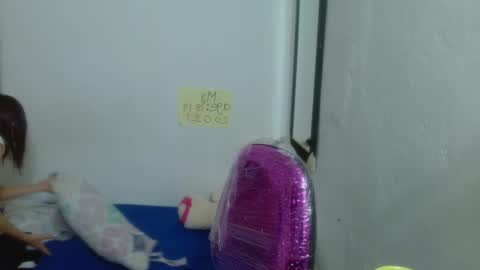 ember57607 online show from 02-20-25, 08:28