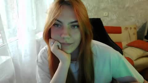 Snapshot of ember__fox chatting on 05-30-26, 10:01 ember__fox online show from 05-30-26, 10:01