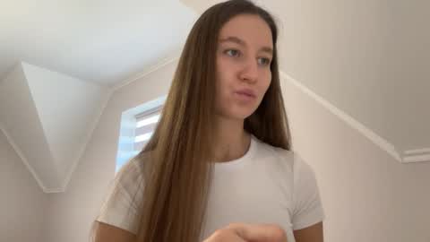 Alina online show from 11-13-25, 01:21