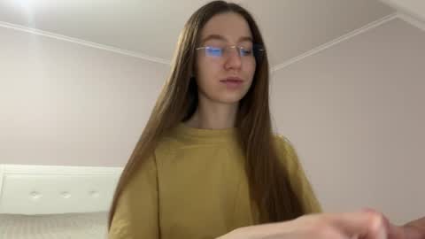 Alina online show from 03-25-26, 06:25