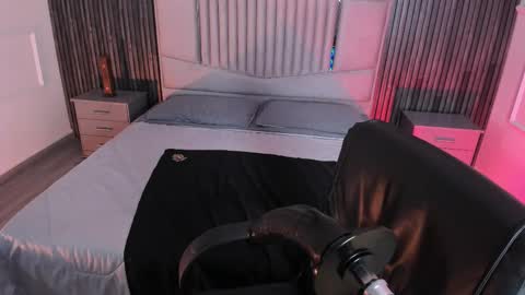 Ember Velvet online show from 03-21-26, 08:19