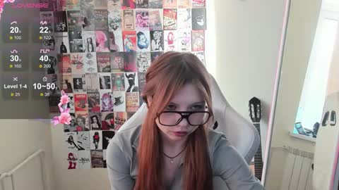 Snapshot of embervexen chatting on 03-01-26, 02:46 Ember online show from 03-01-26, 02:46