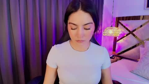 Snapshot of emelie_ch_ chatting on 05-01-26, 06:29 Emily online show from 05-01-26, 06:29