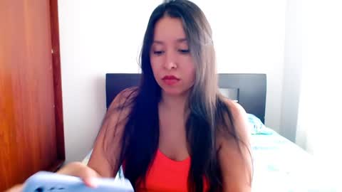 emely_sexx online show from 02-01-25, 07:34