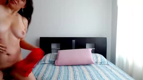 emely_sexx online show from 12-01-25, 03:50