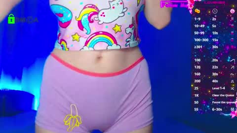 Snapshot of emelycrystal chatting on 11-16-25, 03:23 Emely online show from 11-16-25, 03:23