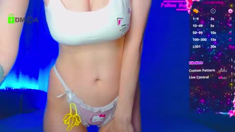 Emely online show from 11-18-25, 03:34